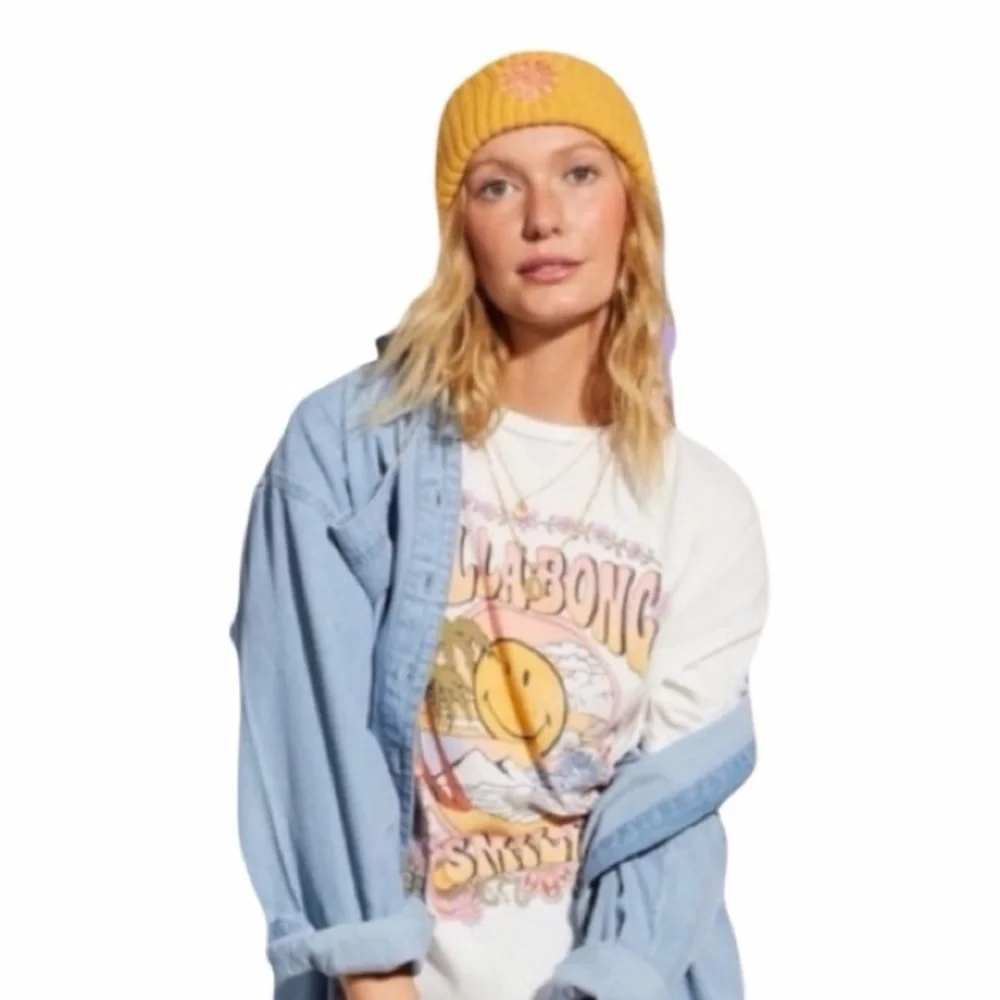 Billabong Brighter Days Beanie (Pink & Yellow) NWT